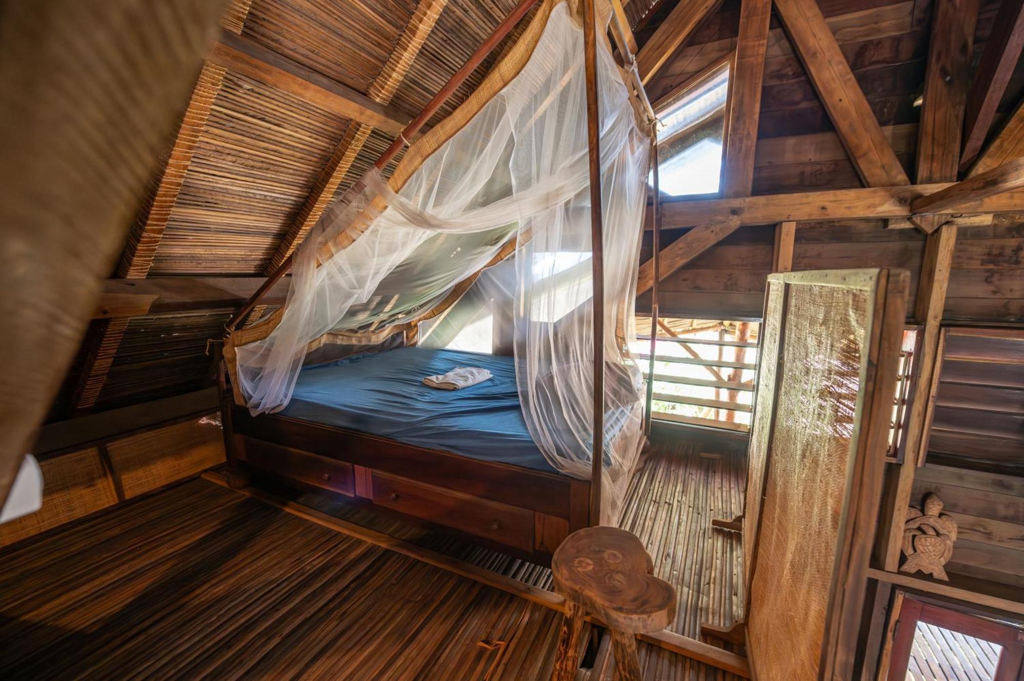 Shambala Madagascar: Beachfront Lodge And Adventures Ambolobozo Dış mekan fotoğraf